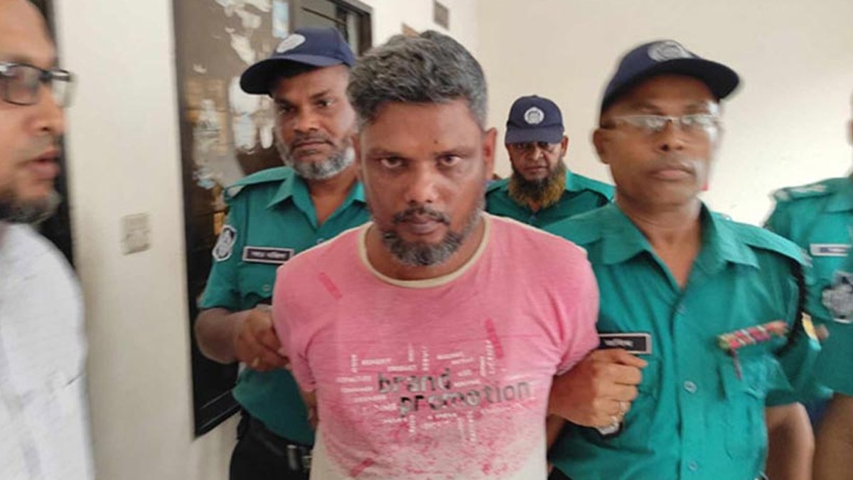 পুলিশ কনস্টেবল কাওছারকে ‘মানসিক রোগী’ বলছে পরিবার